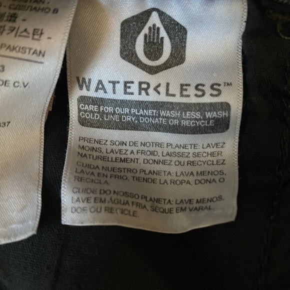 W29 L30 Black Levi’s - Picture 9 of 13